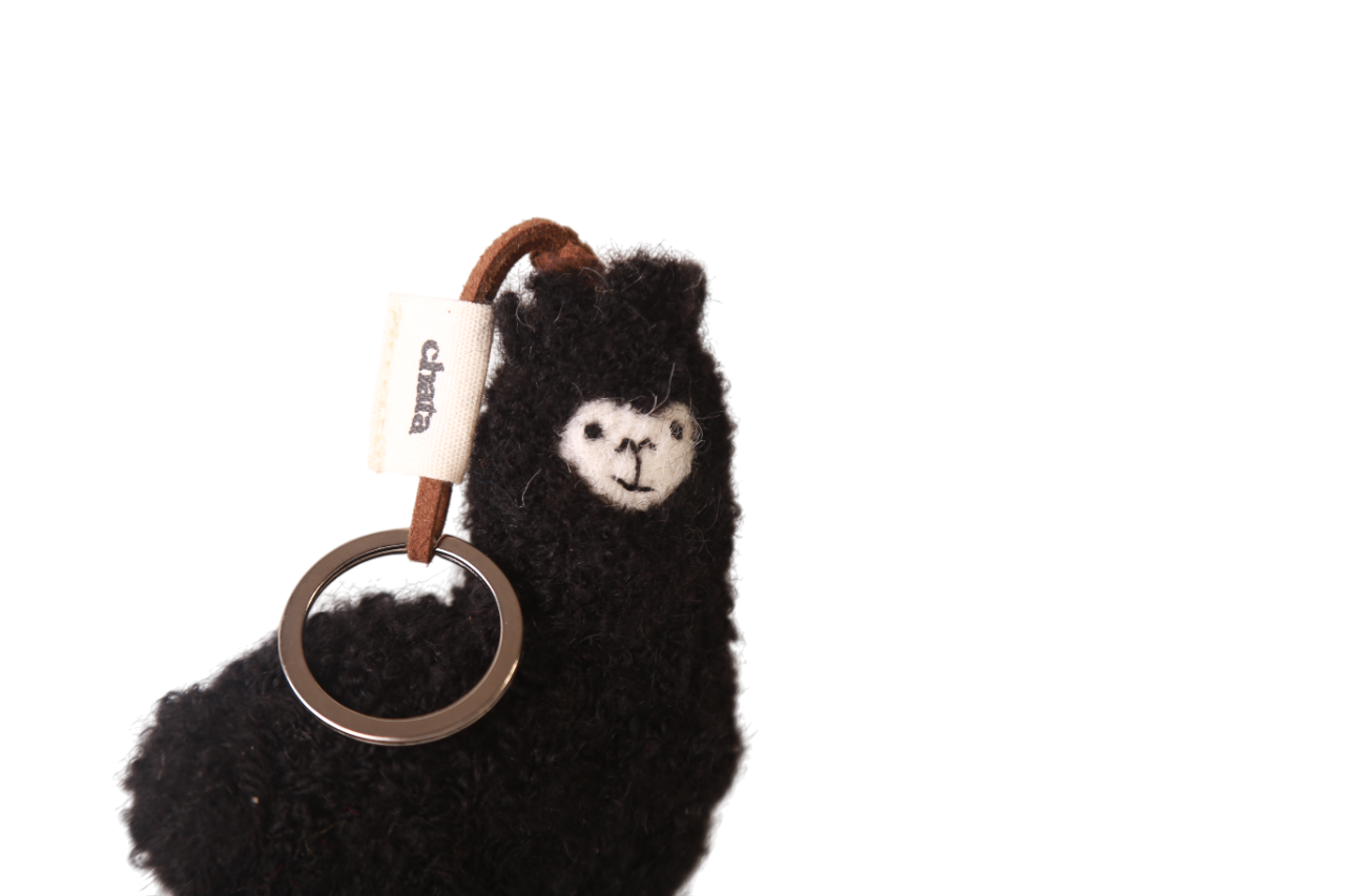 Llavero Chata de Alpaca Negro