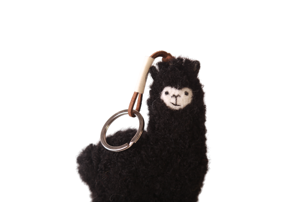Llavero Chata de Alpaca Negro