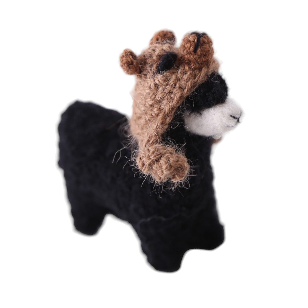 Llavero alpaca Kusi con gorro de capibara